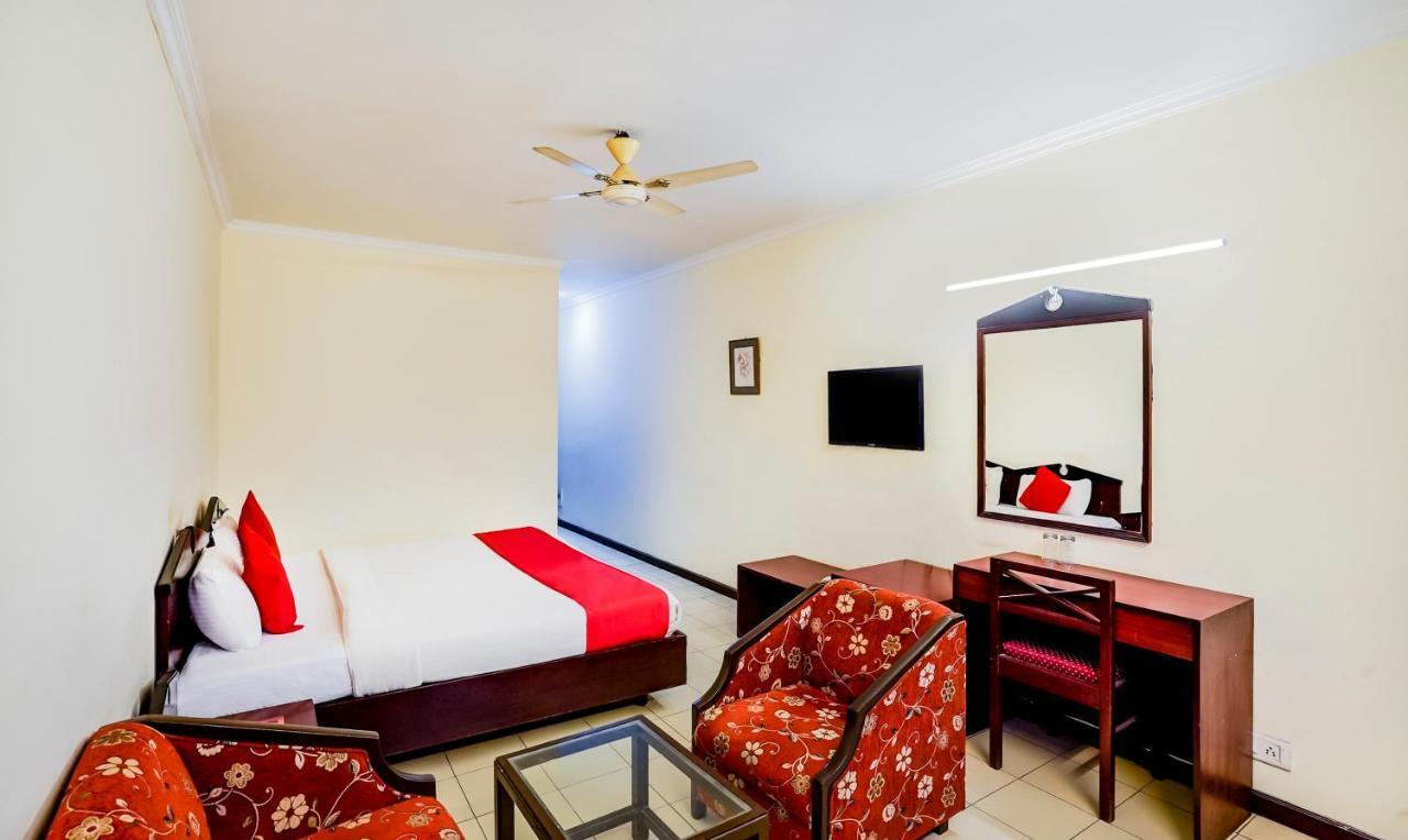 Hotel Oscar Regency Panchkula Esterno foto