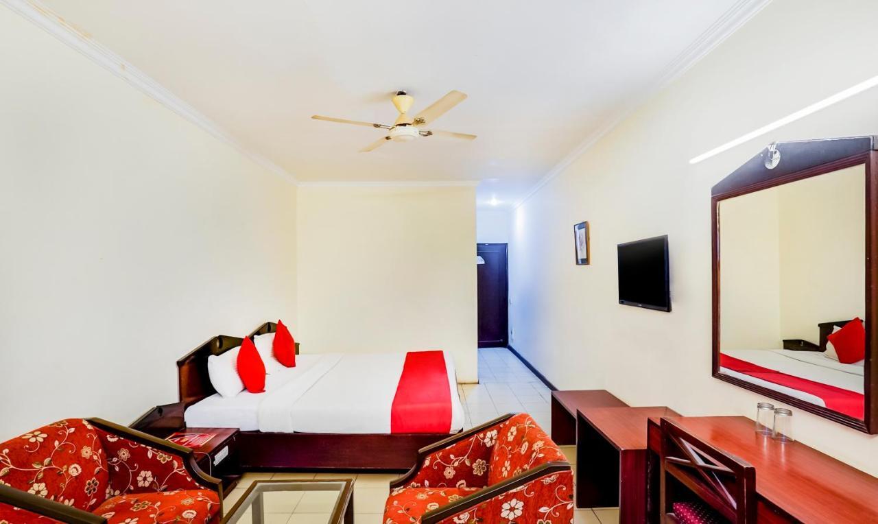Hotel Oscar Regency Panchkula Esterno foto